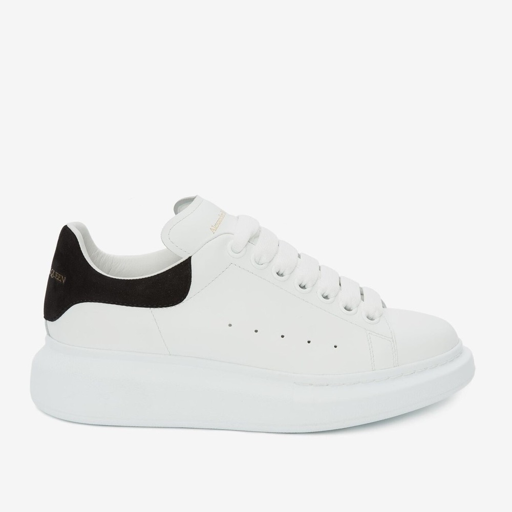 Alexander McQueen Women's Oversized Sneaker in White/black